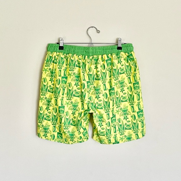 Looney Tunes Tiki Taz Bugs Daffy Graphic Yellow Green Swim Trunks Men’s Medium - Picture 10 of 12